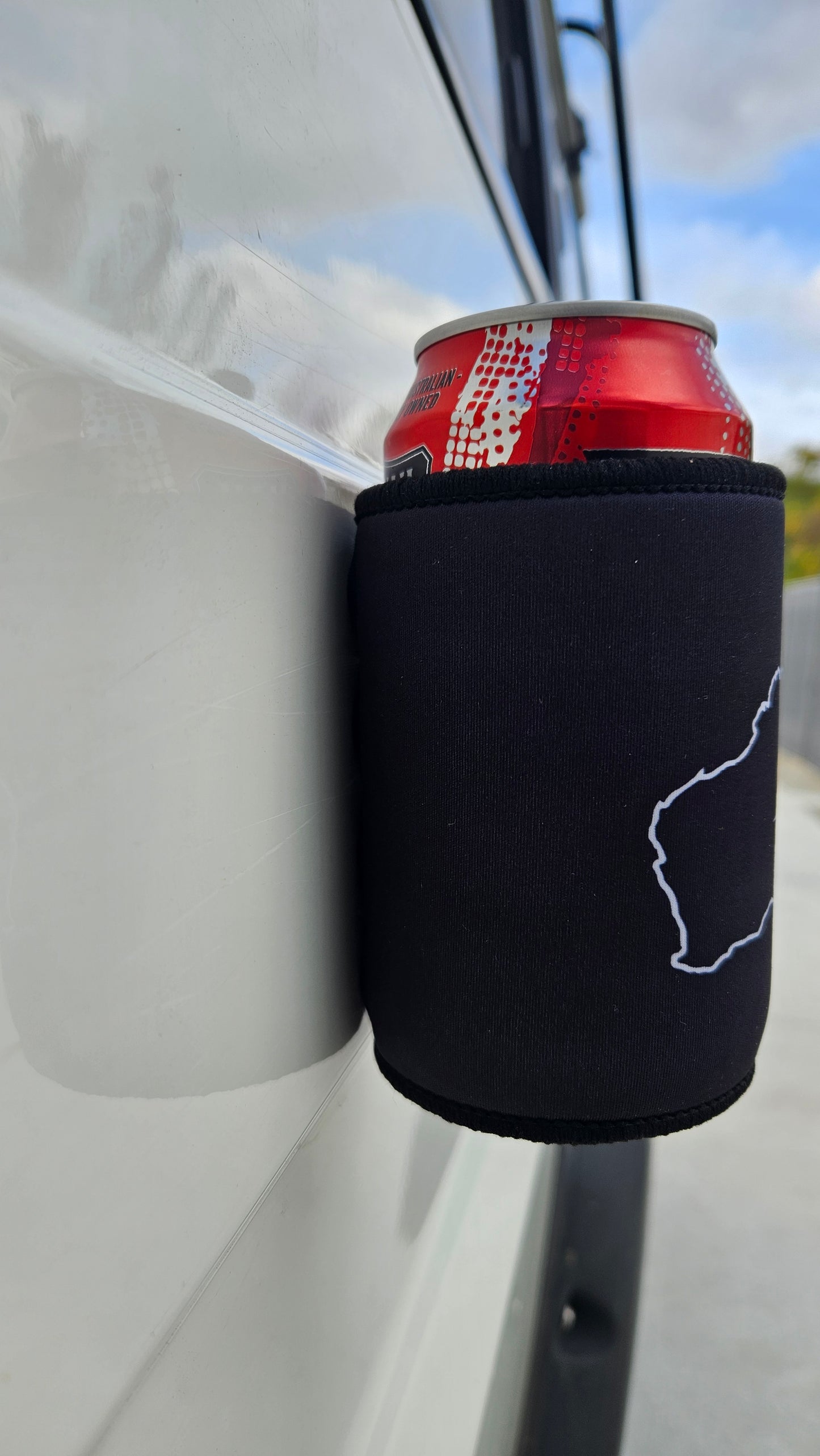 Moist Magnetic Stubby Holder